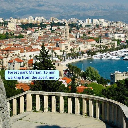 Chic Apartment In Center Split Exterior foto